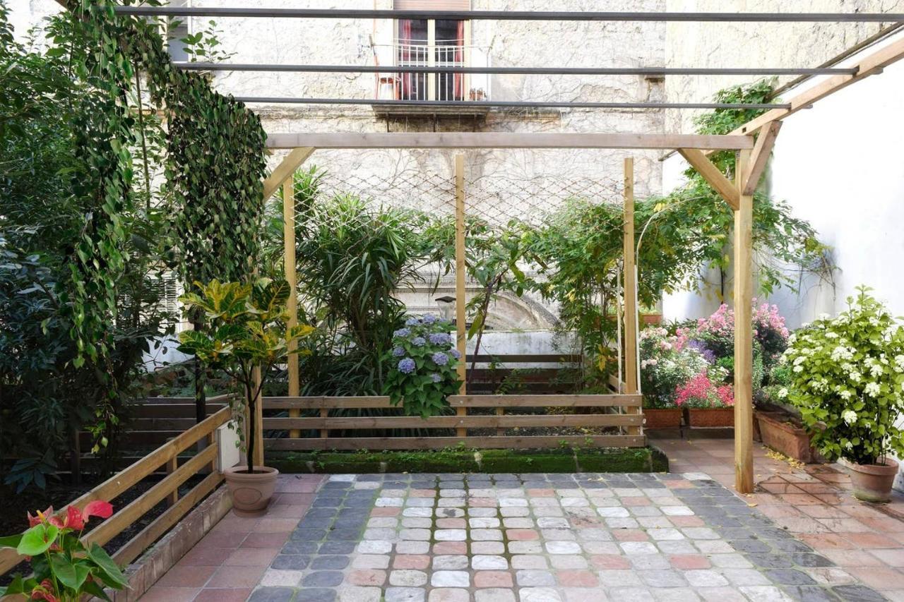 Giardino D'Atri Apartamento Nápoles Exterior foto